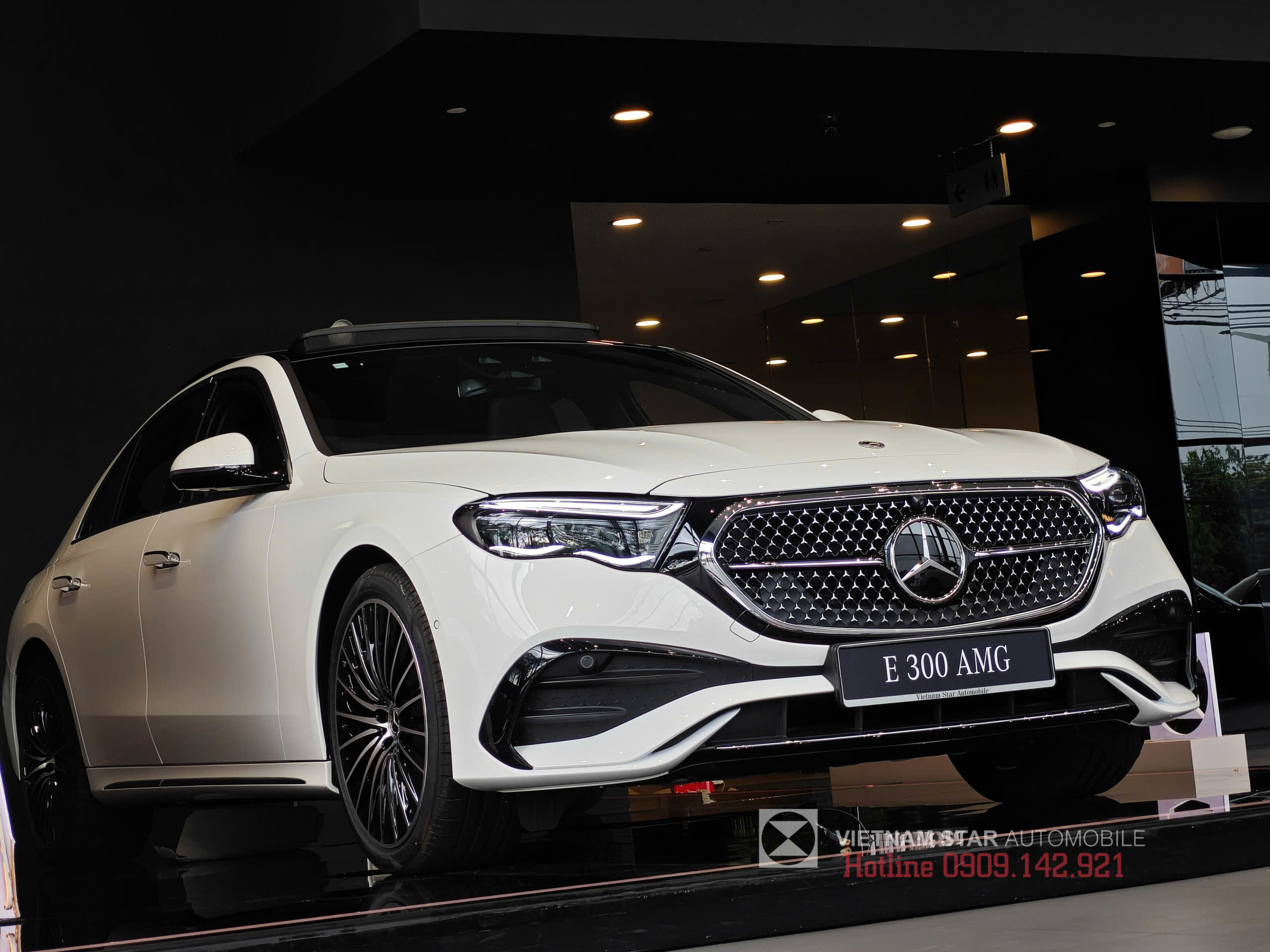 E300-AMG-8 cận cảnh đầu xe E300 AMG all new mới ra mắt