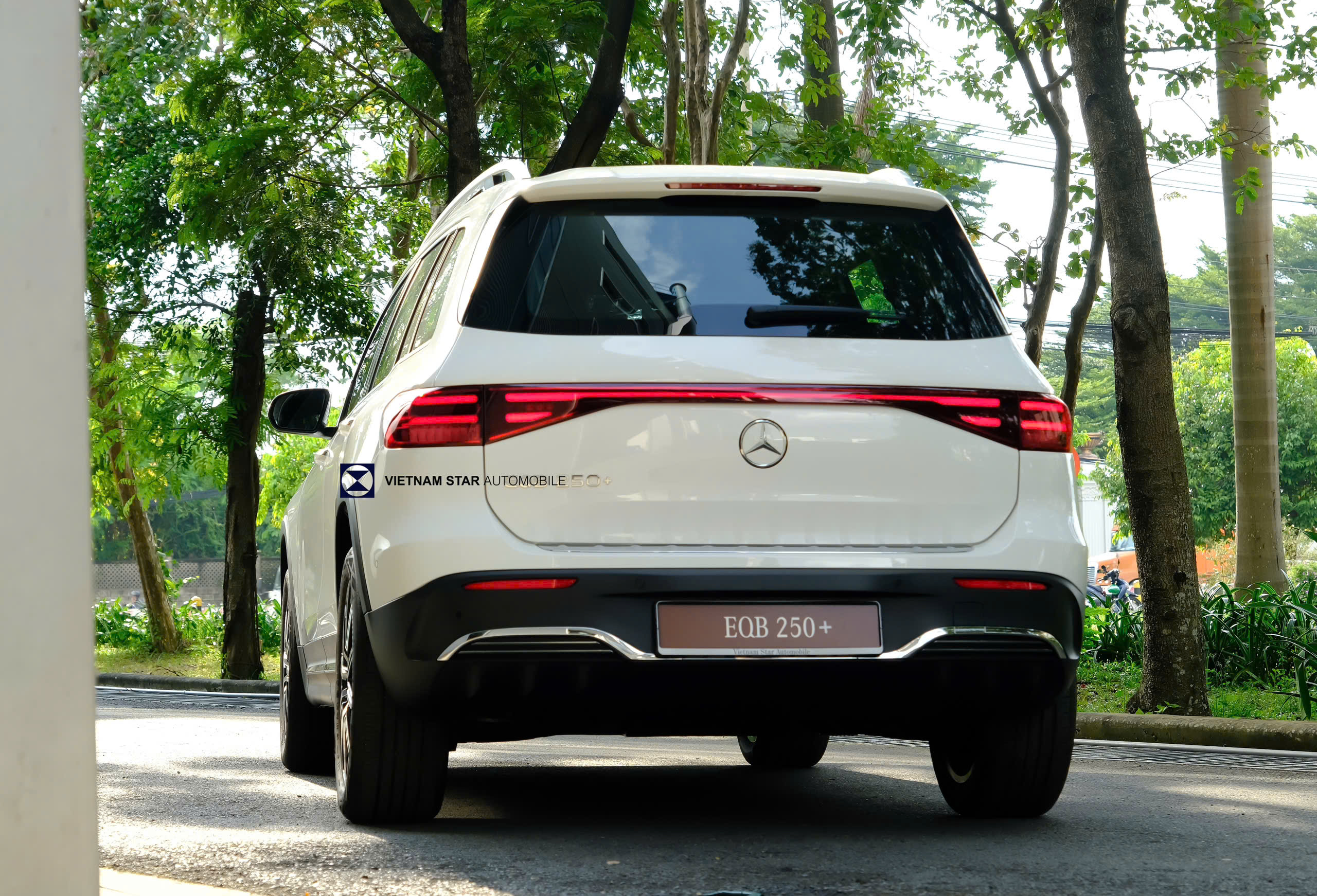 EQB 250+ 15 EQB 250 Facelift13