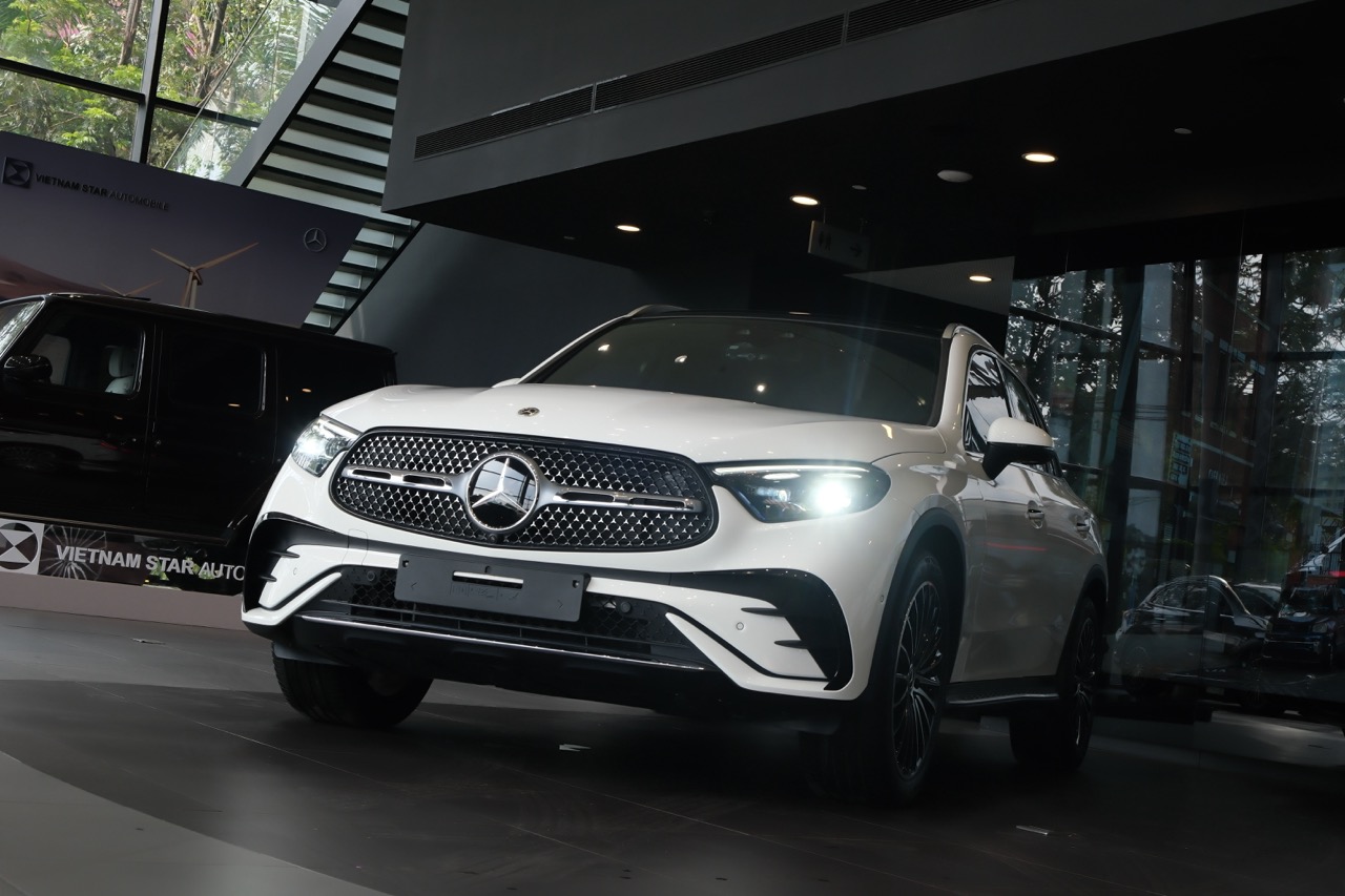 mercedes benz glc 300 4matic 2025 thiết kế amg line thể thao và hiện đại