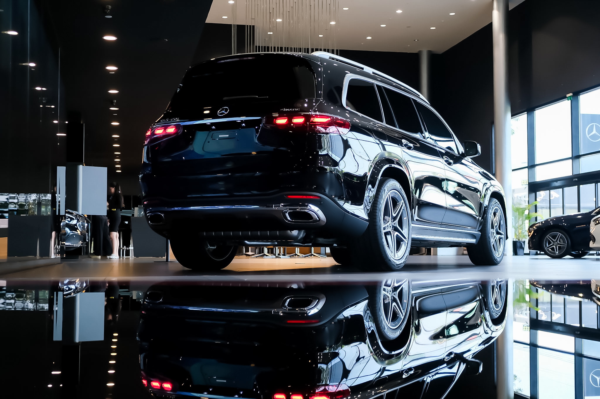 GLS450-Facelift-showroom-3 GLS450 Facelift showroom 3