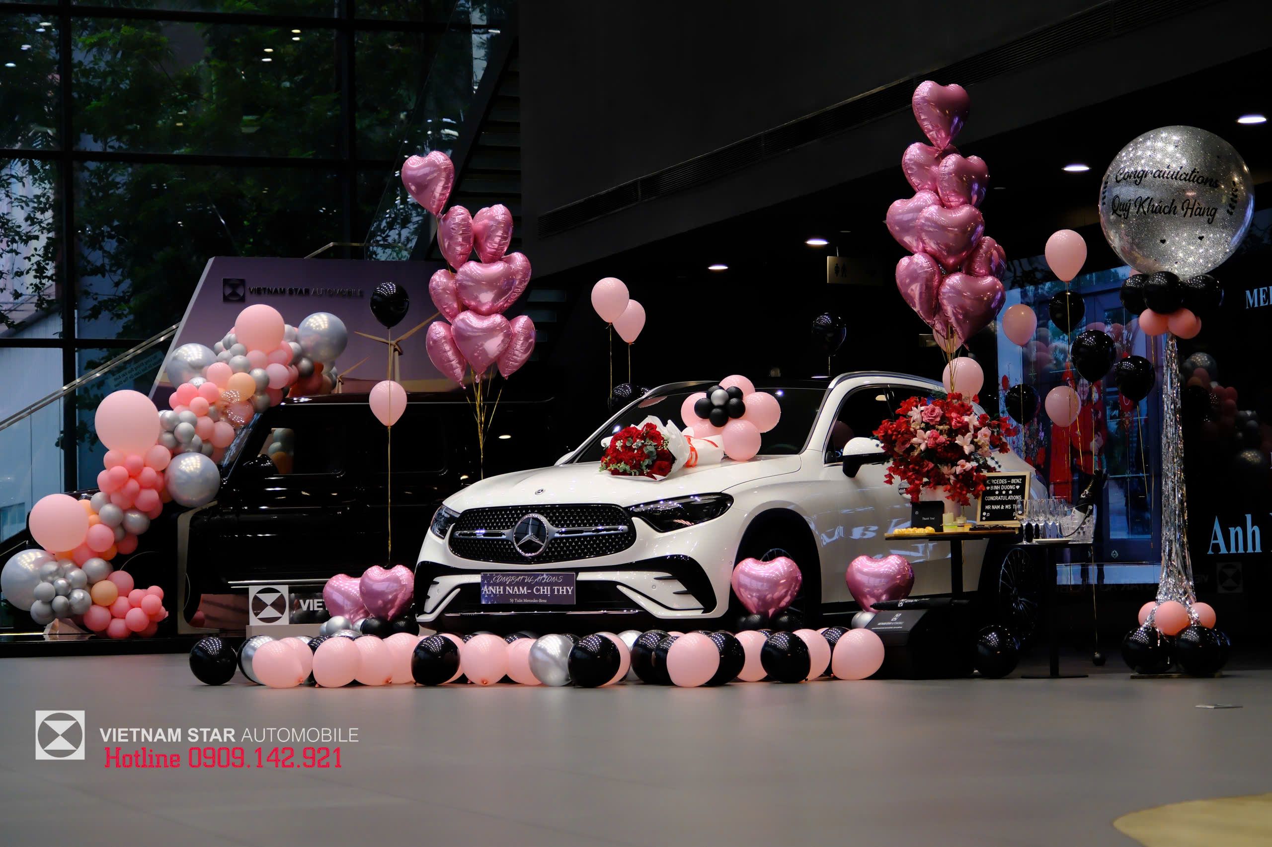 Lễ Giao Xe Mercedes GLC300