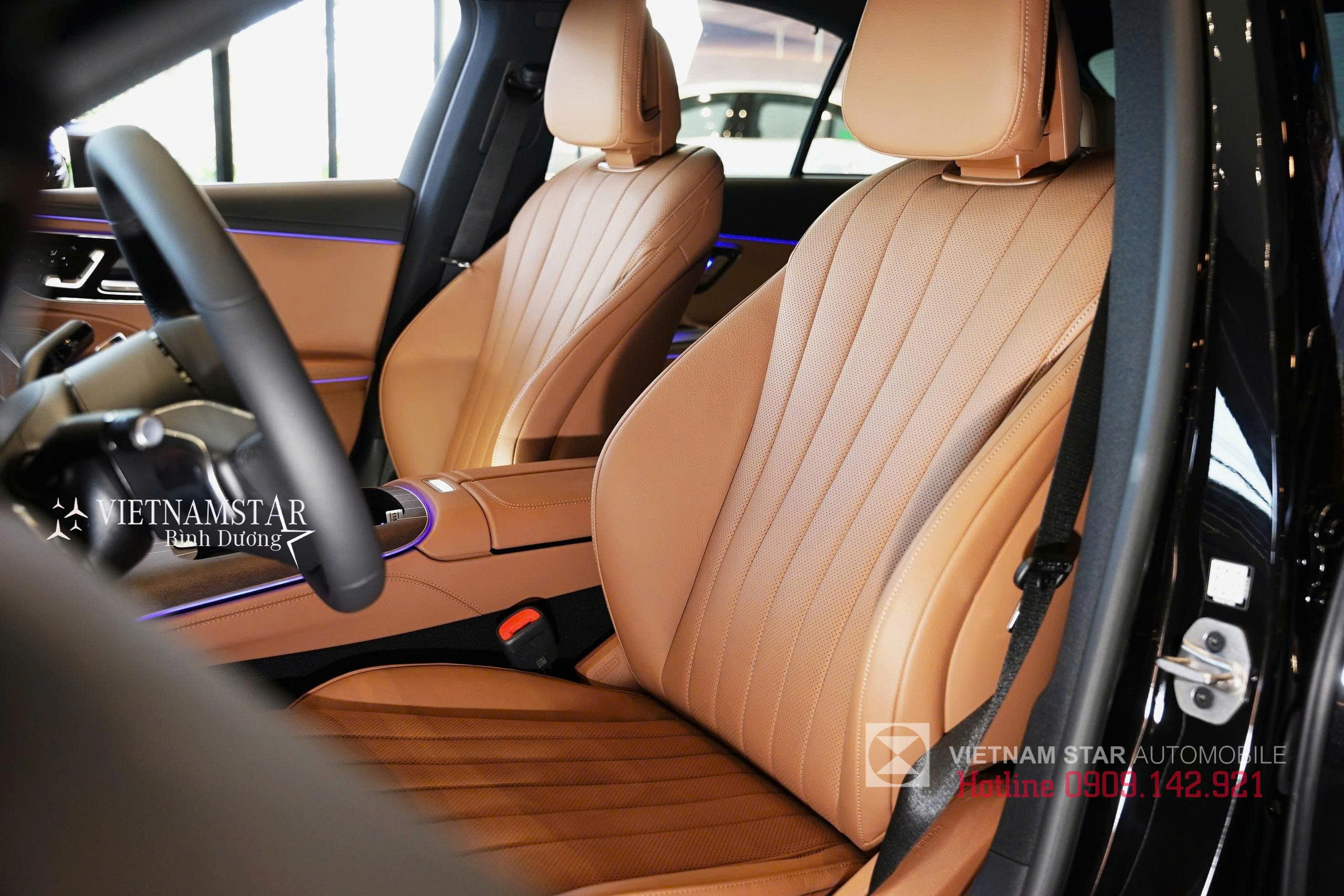 E 200 Exclusive Class All New 2025 22 ghế da ARTICO cao cấp màu nâu trên e200 exclusive 2025