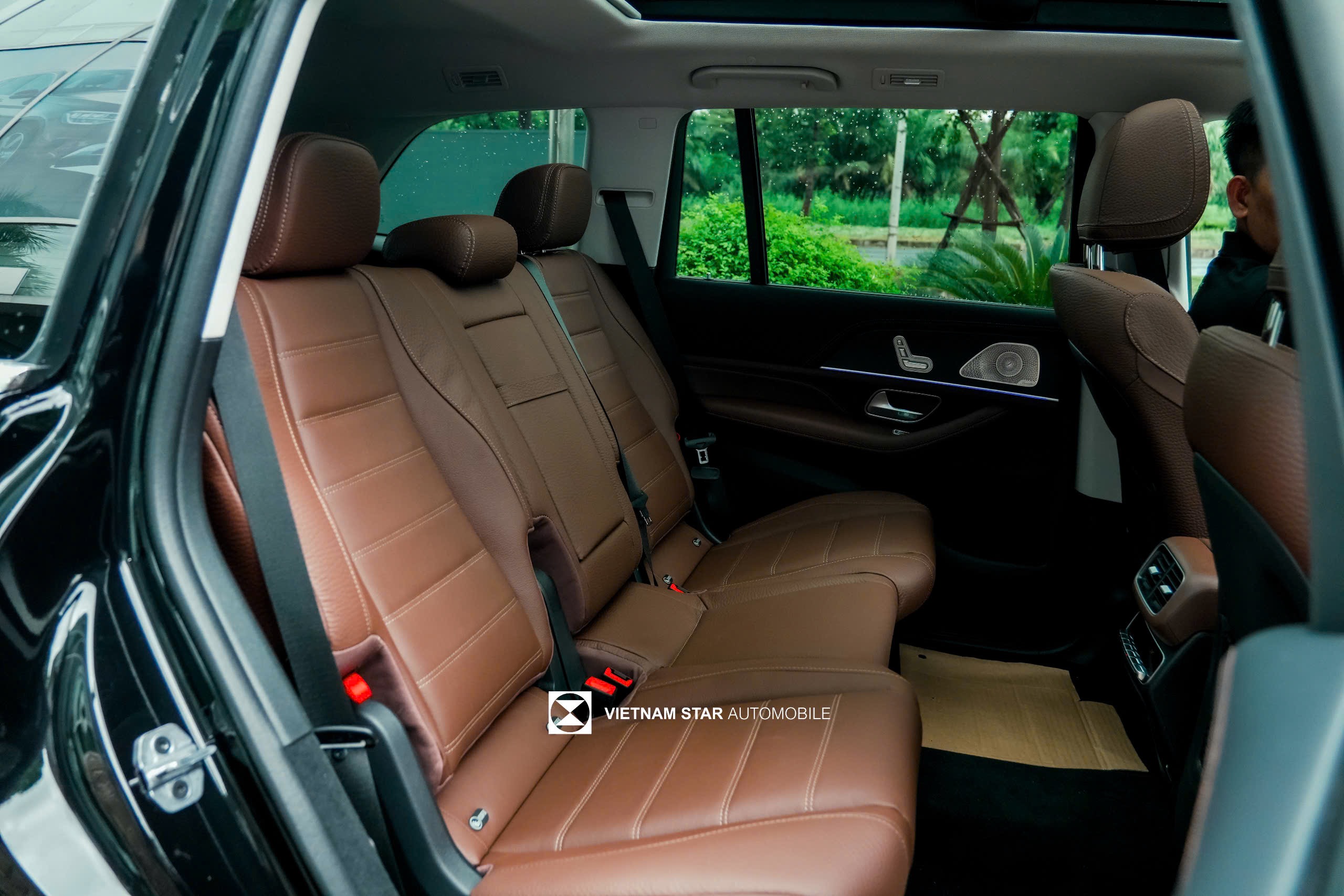 GLS 450 Facelift 2025 15 hang 2 gls450 1