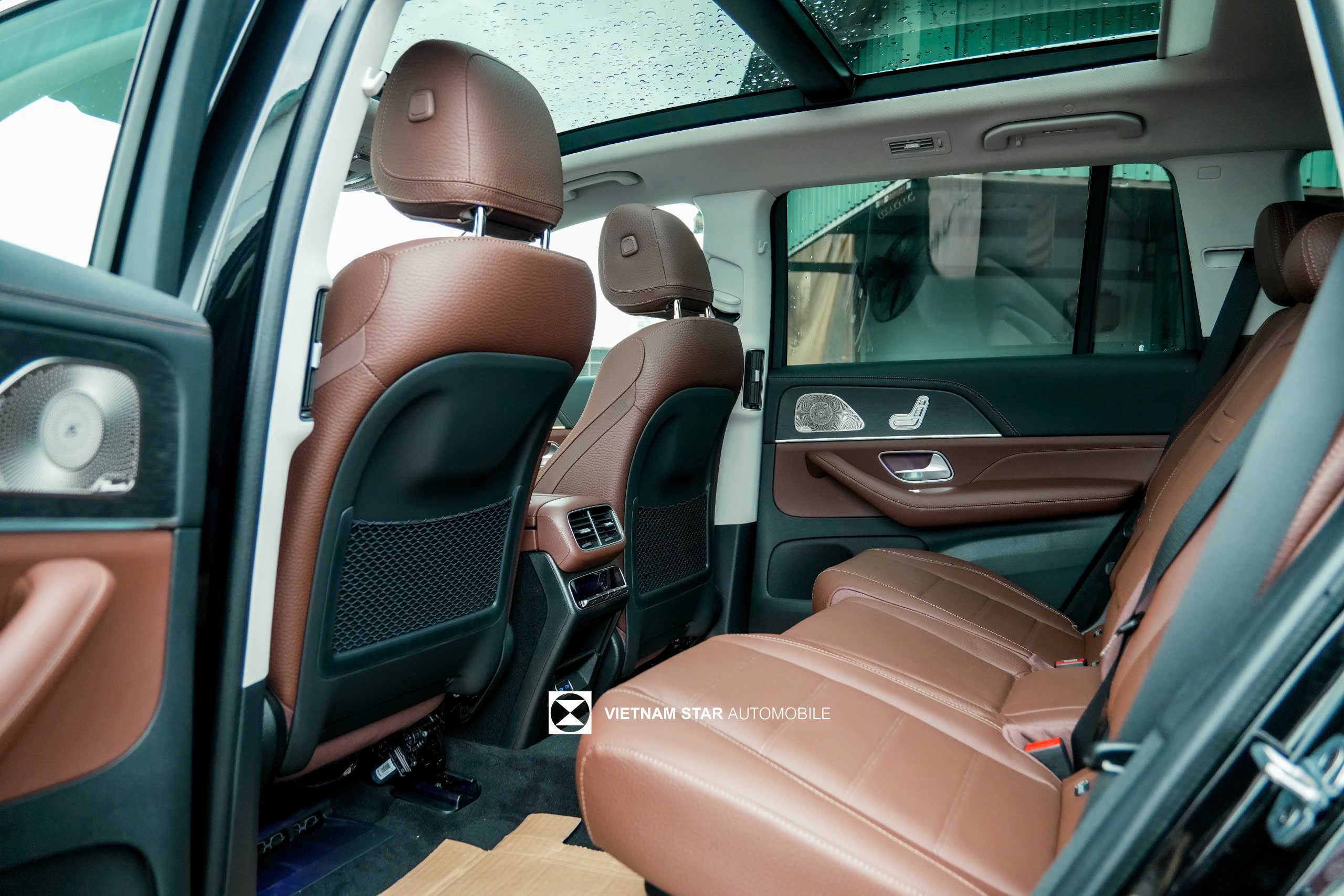 GLS 450 Facelift 2025 14 hang sau gls450