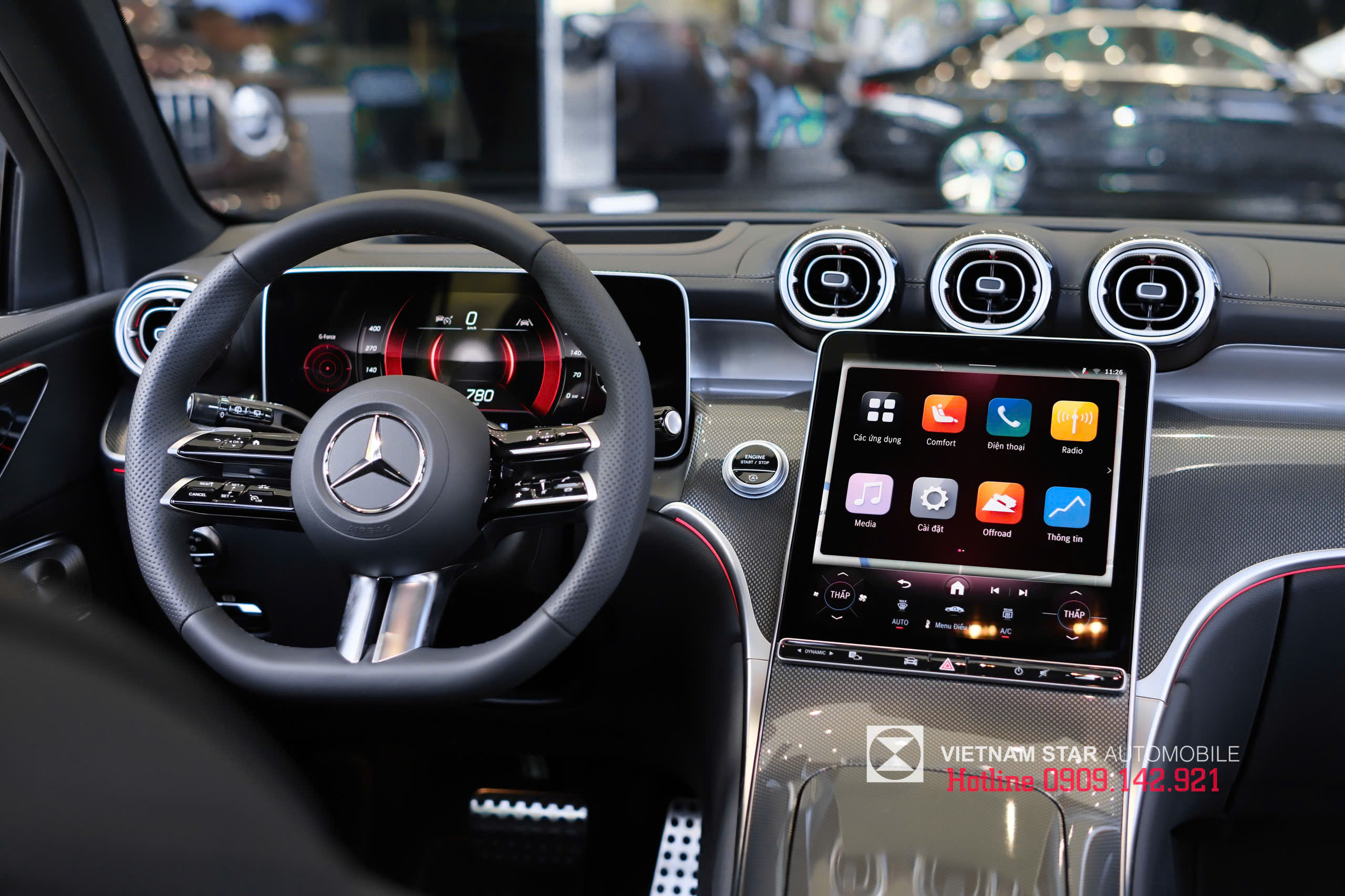 Mercedes-Benz GLC 300 2025 17 khoang lái glc 300 với màn hình trung tâm mbux cảm ứng 11 9 inch đặt dọc