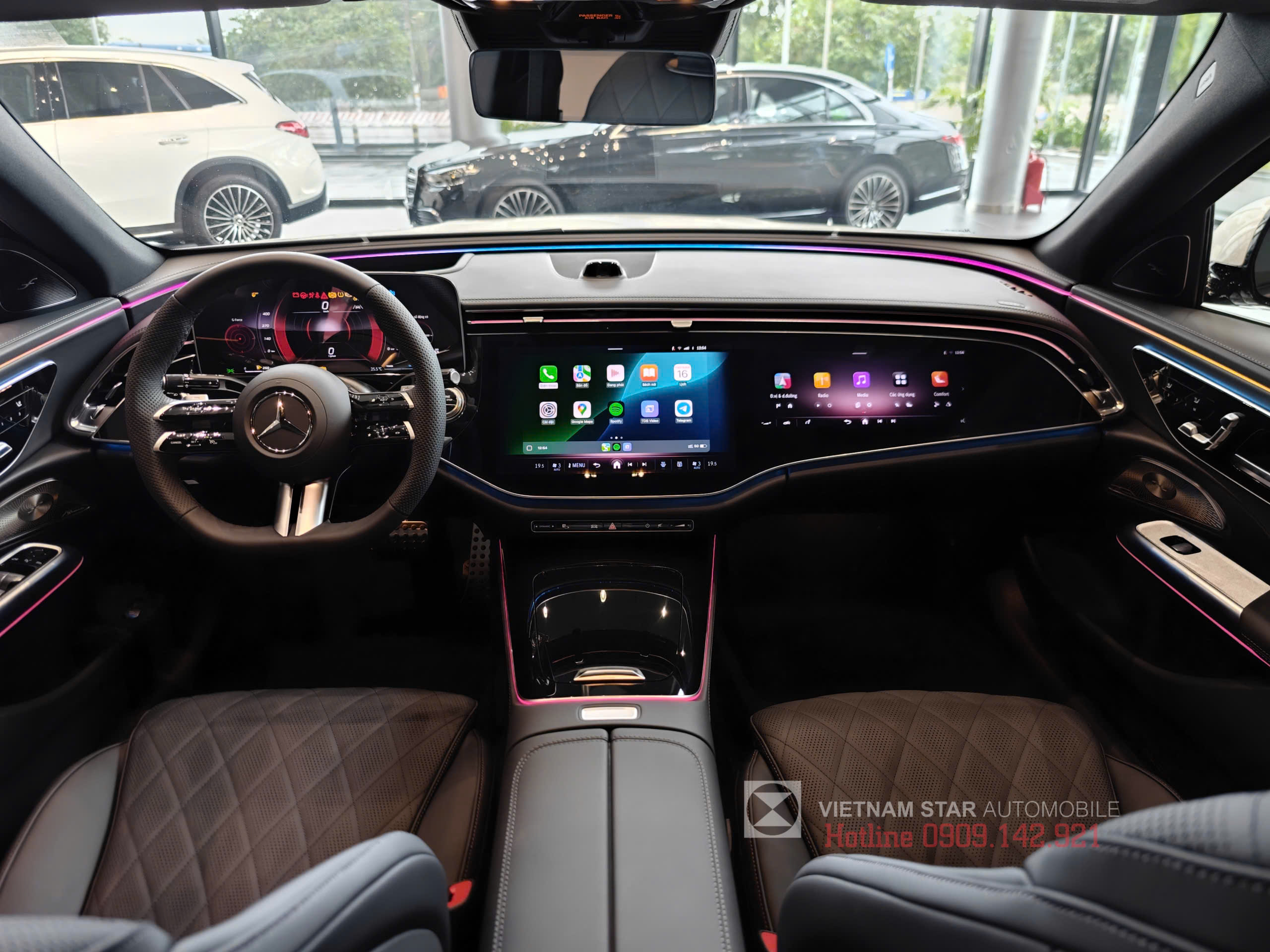 E 300 AMG 2025 "All New" 23 nội thất mercedes e300 2025 với màn hình MBUX Superscreen và bảng điều khiển trung tâm lớn