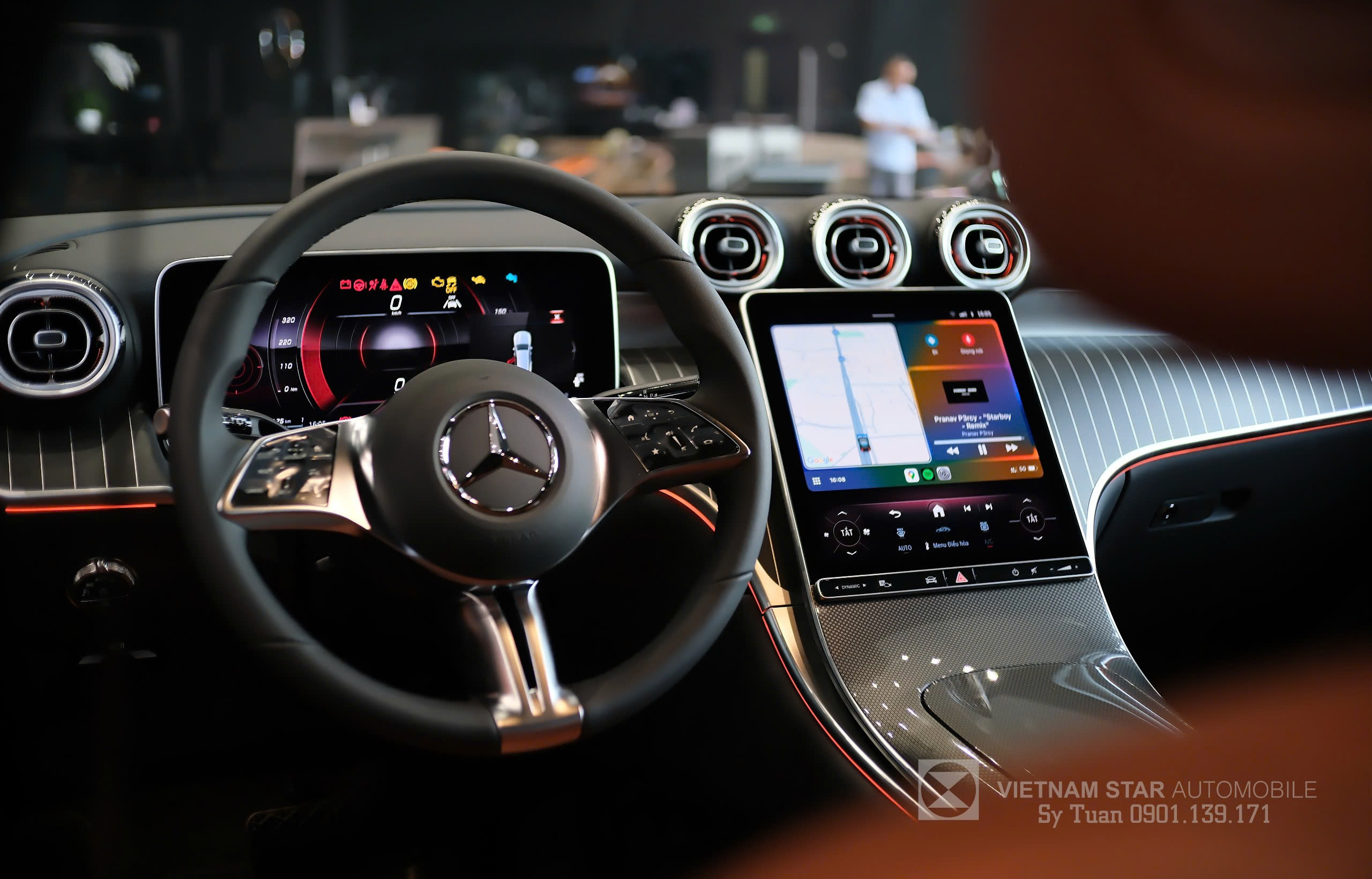 GLC 200 4Matic 2025 17 Ghế da màu Nâu cao cấp với đường chỉ may tinh xảo trong GLC 200 4MATIC.