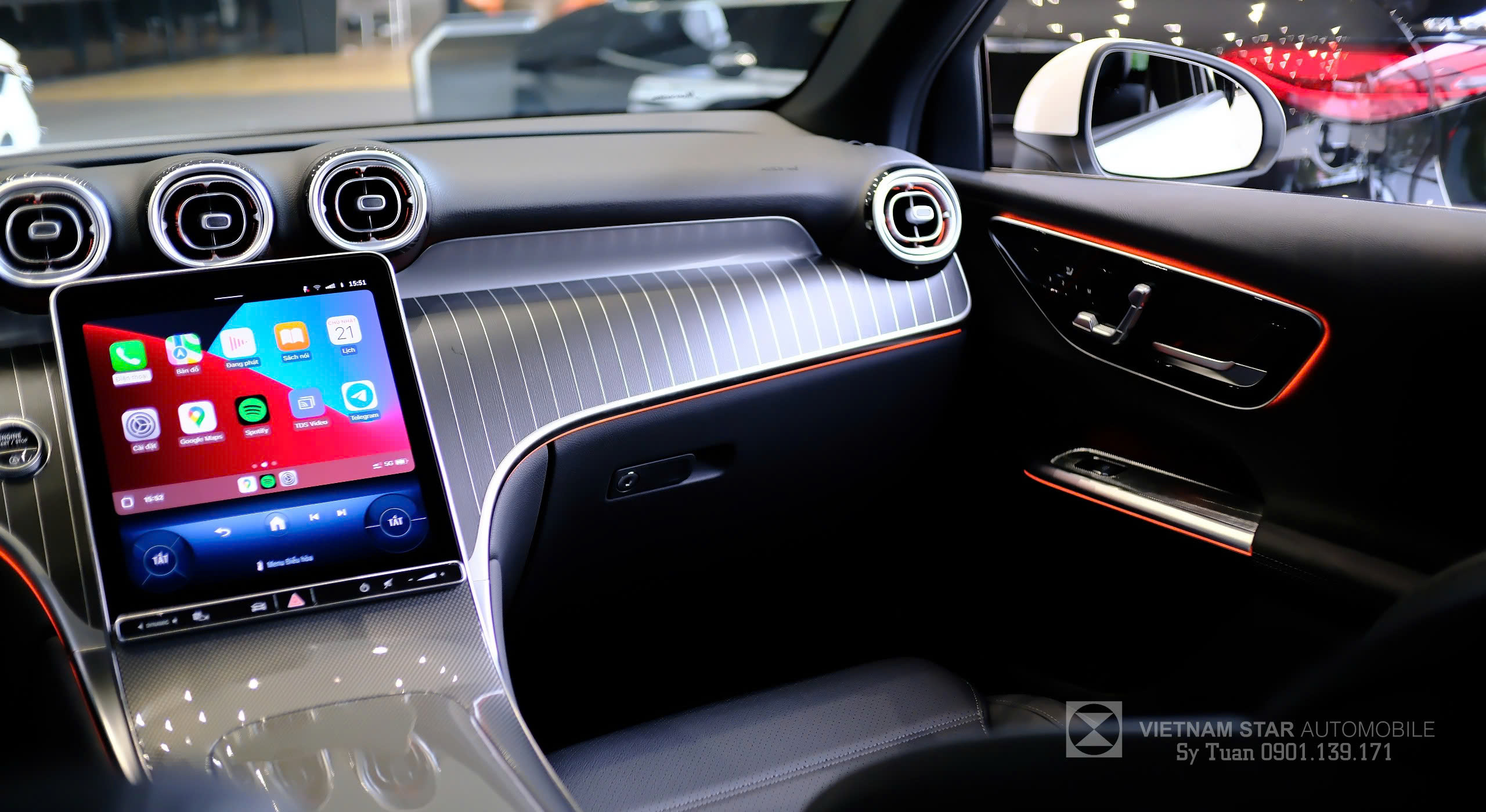 GLC 200 4Matic 2025 22 Nội thất GLC 200 4MATIC màu Đen, phù hợp với phong cách trẻ trung, năng động.