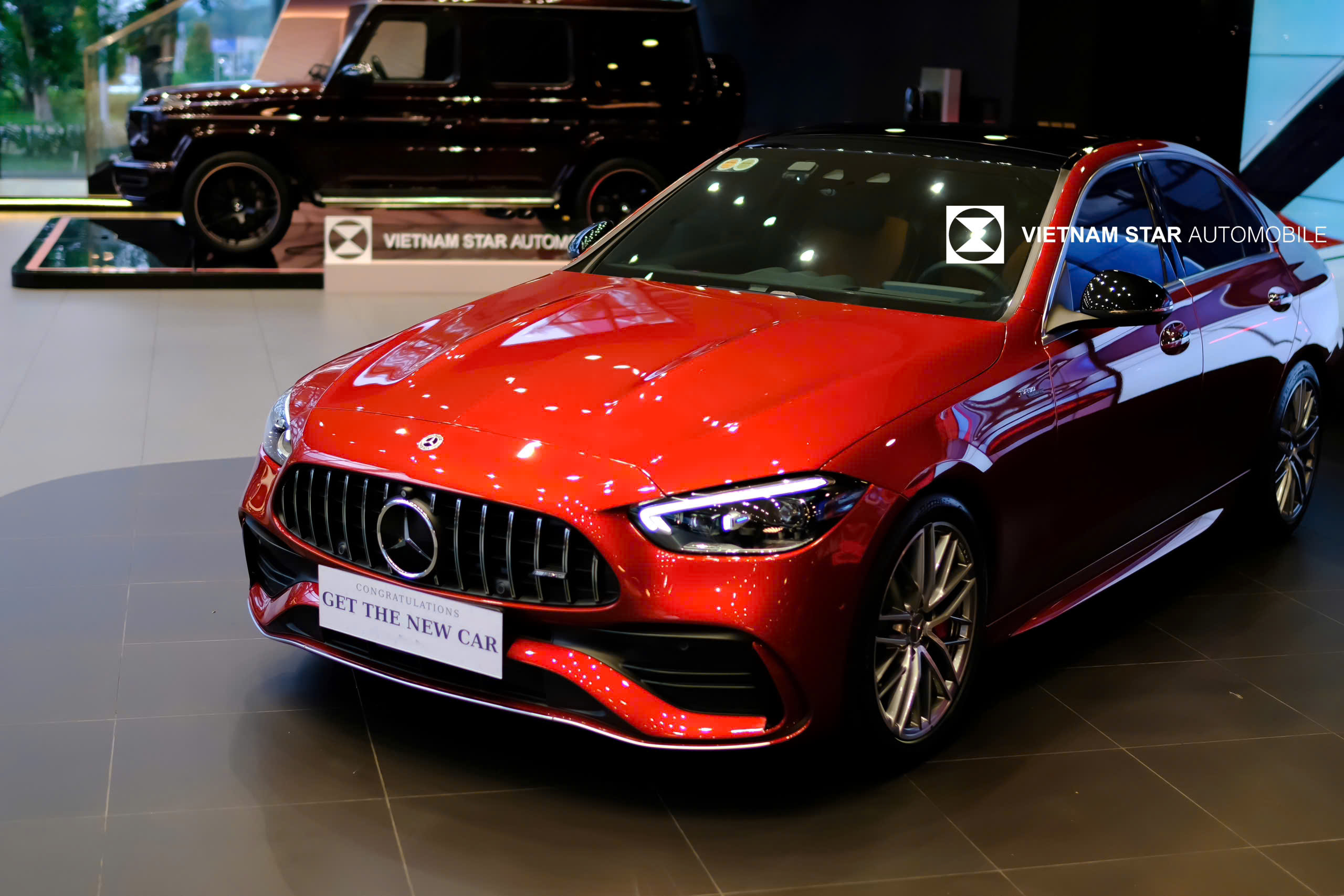 C 43 4MATIC 13 Đầu xe Mercedes-AMG C 43 4MATIC với cụm đèn DIGITAL LIGHT