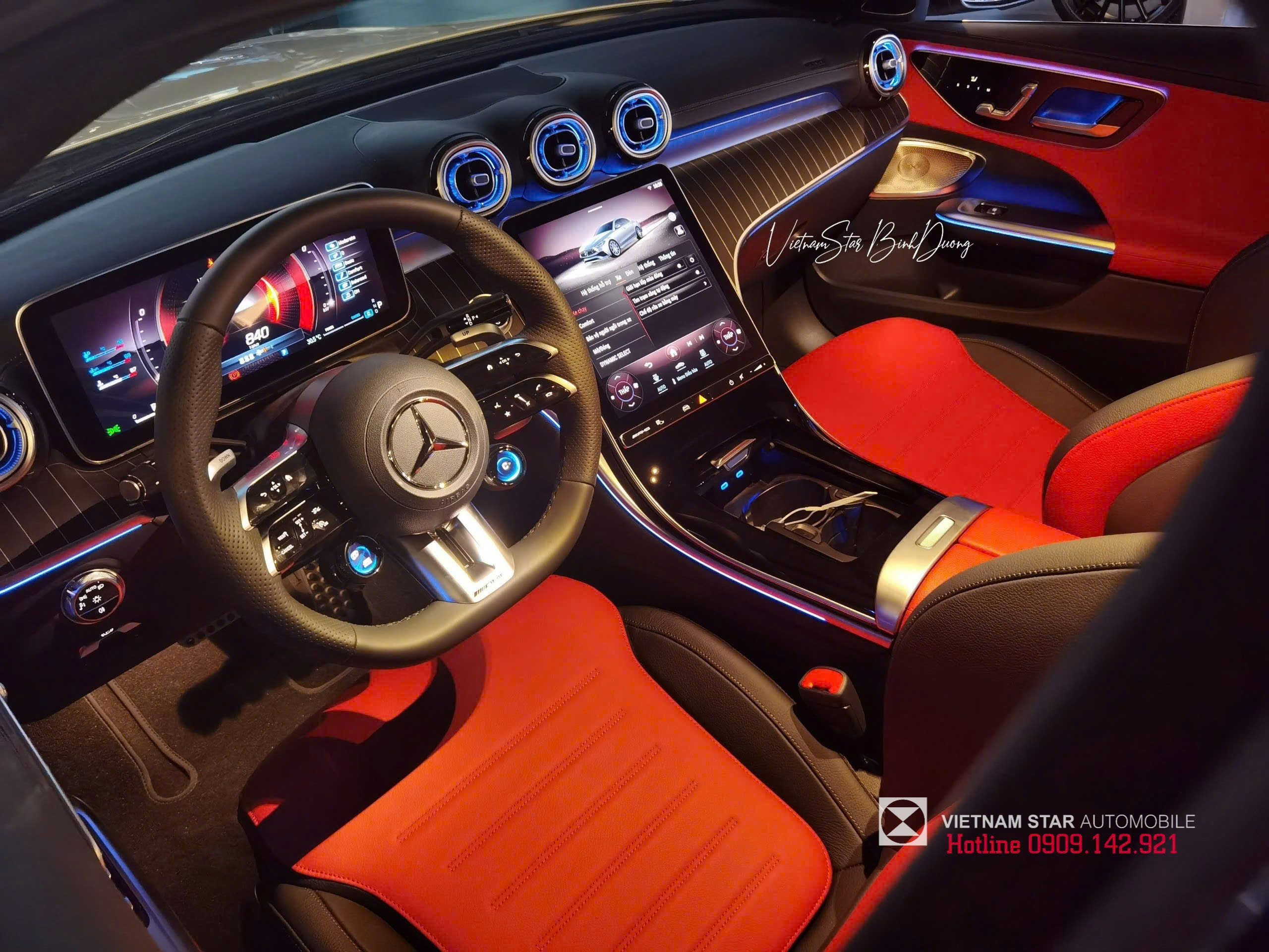 C 43 4MATIC 19 Màn hình trung tâm MBUX 11,9 inch đặt dọc trên Mercedes C43