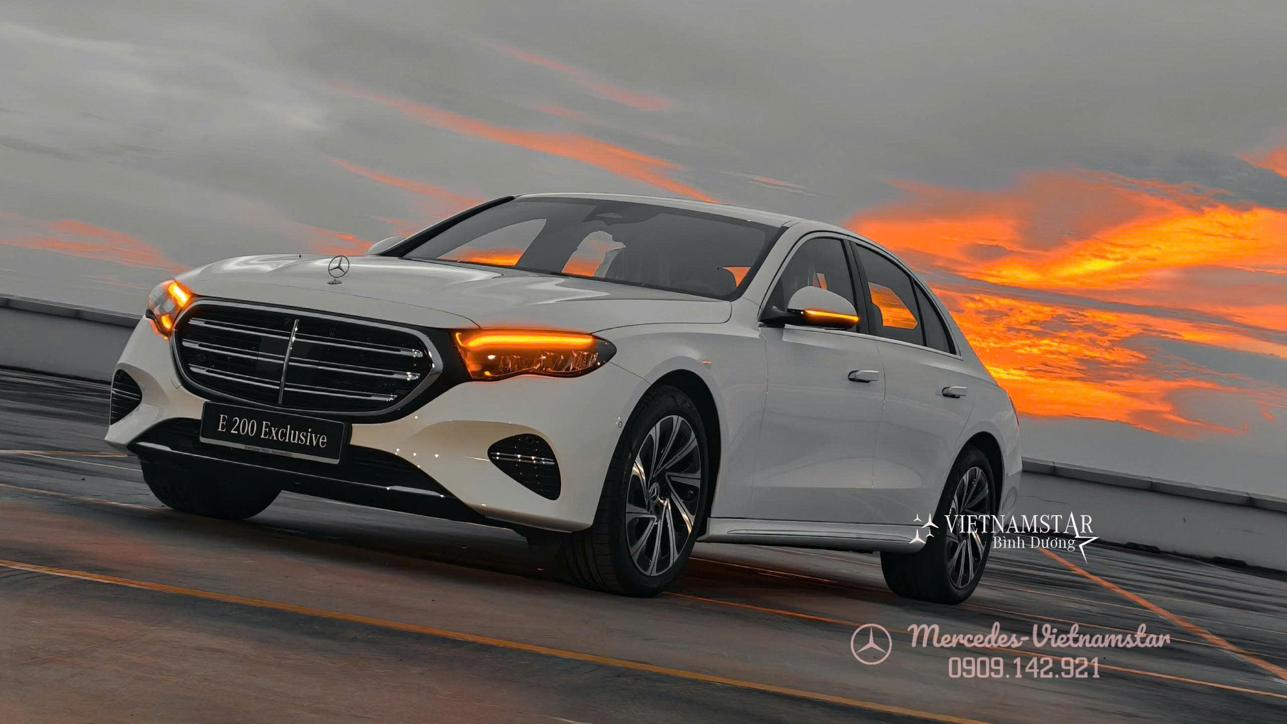 E200 Exclusive All New Màu Trắng Nội Thất Nâu 27 E200 All New buổi chiều hàong hôn